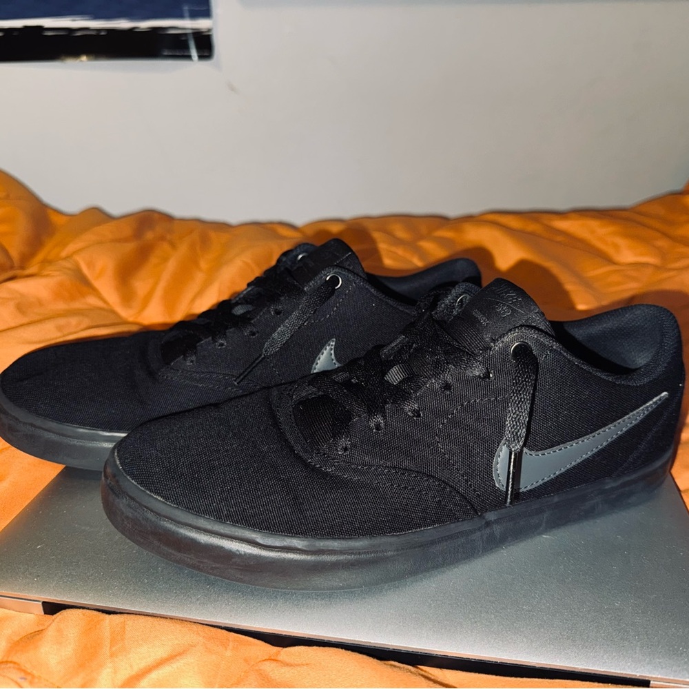 Nike Sb size 8 like new